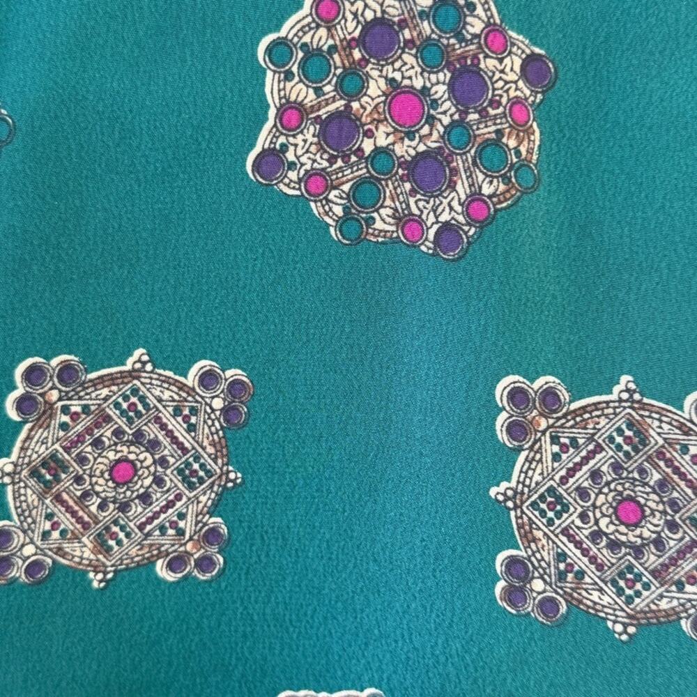 Fashion Update Blouse Womens SZ M Teal Green Medallion Geometric Silk Look Retro - Picture 10 of 11